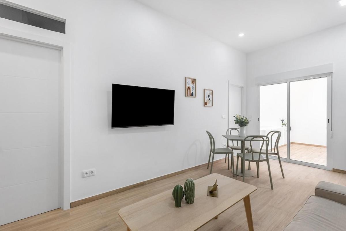 Urban Chic Oasis With Ac, Private Pool And Wifi Apartment Alicante