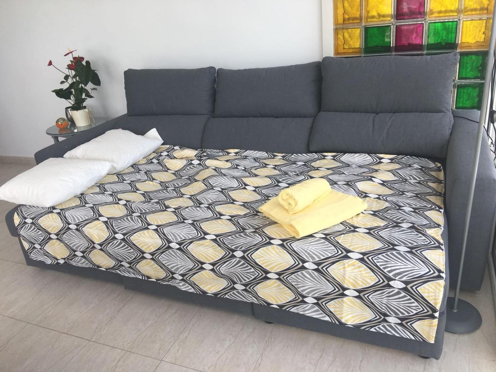 Apartamento Vistas Al Mar. Gran Salon. Playa A 1 Minuto. Wifi Alicante