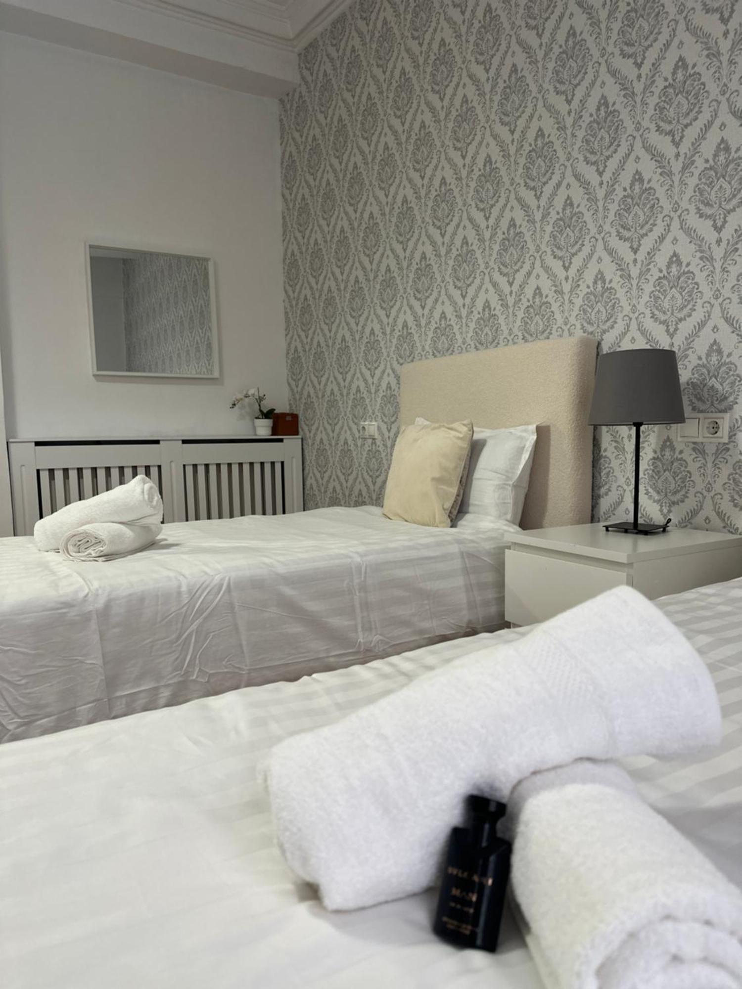 Rambla Flat 10 Apartment *