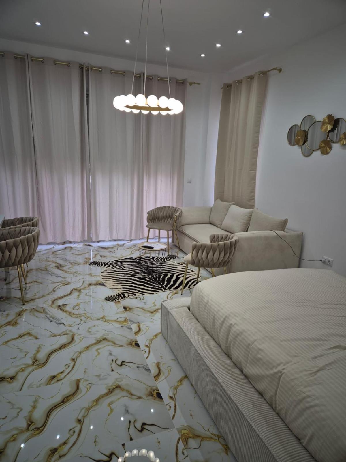 Apartment Downtown *