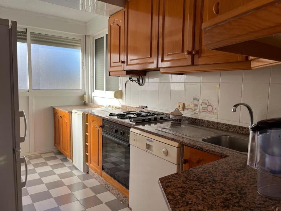 Residencial Salida Directa Al Mar. Grandes Vistas * Alicante