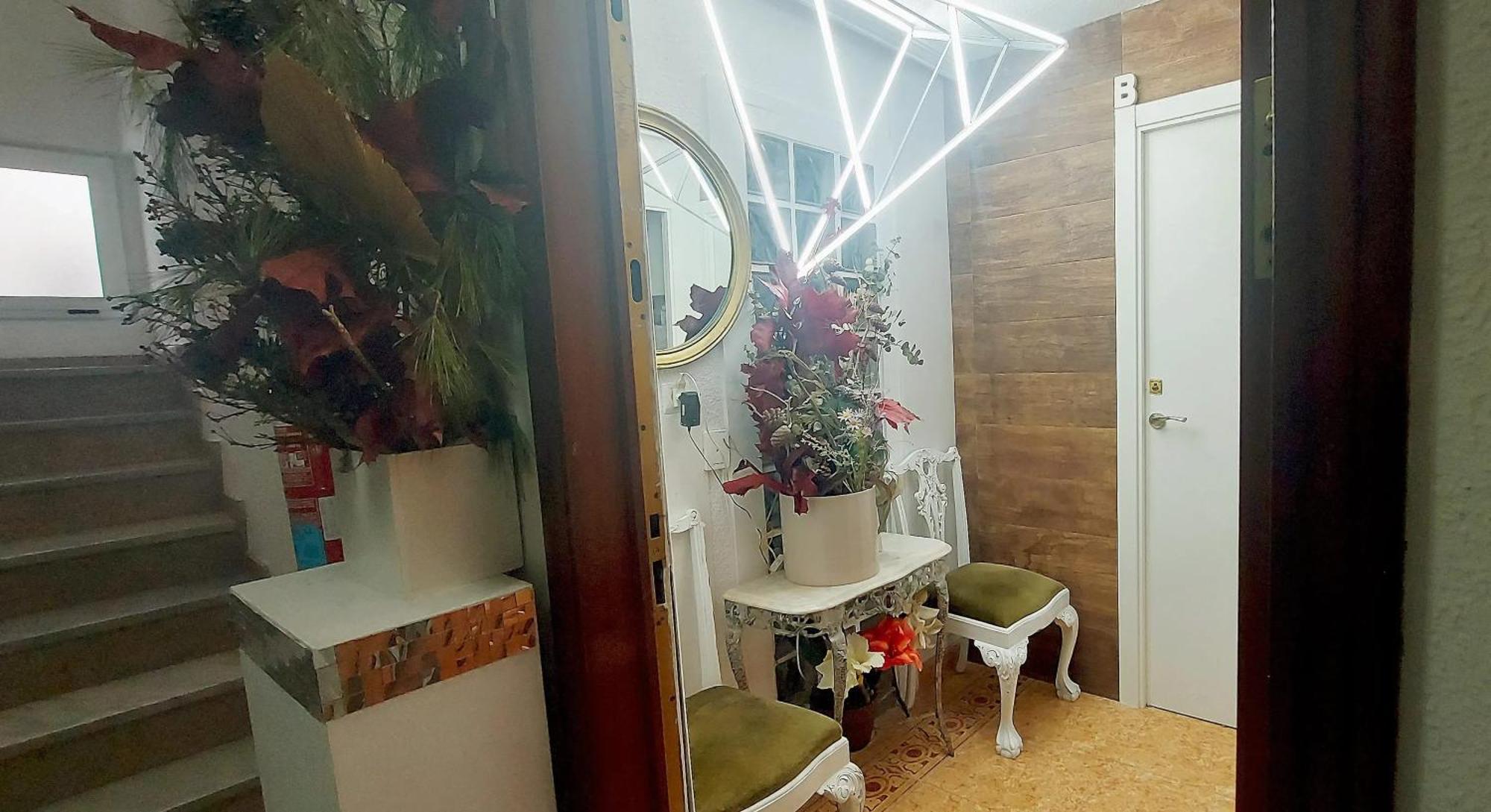 Comfortable In 78 M² With View Alicante