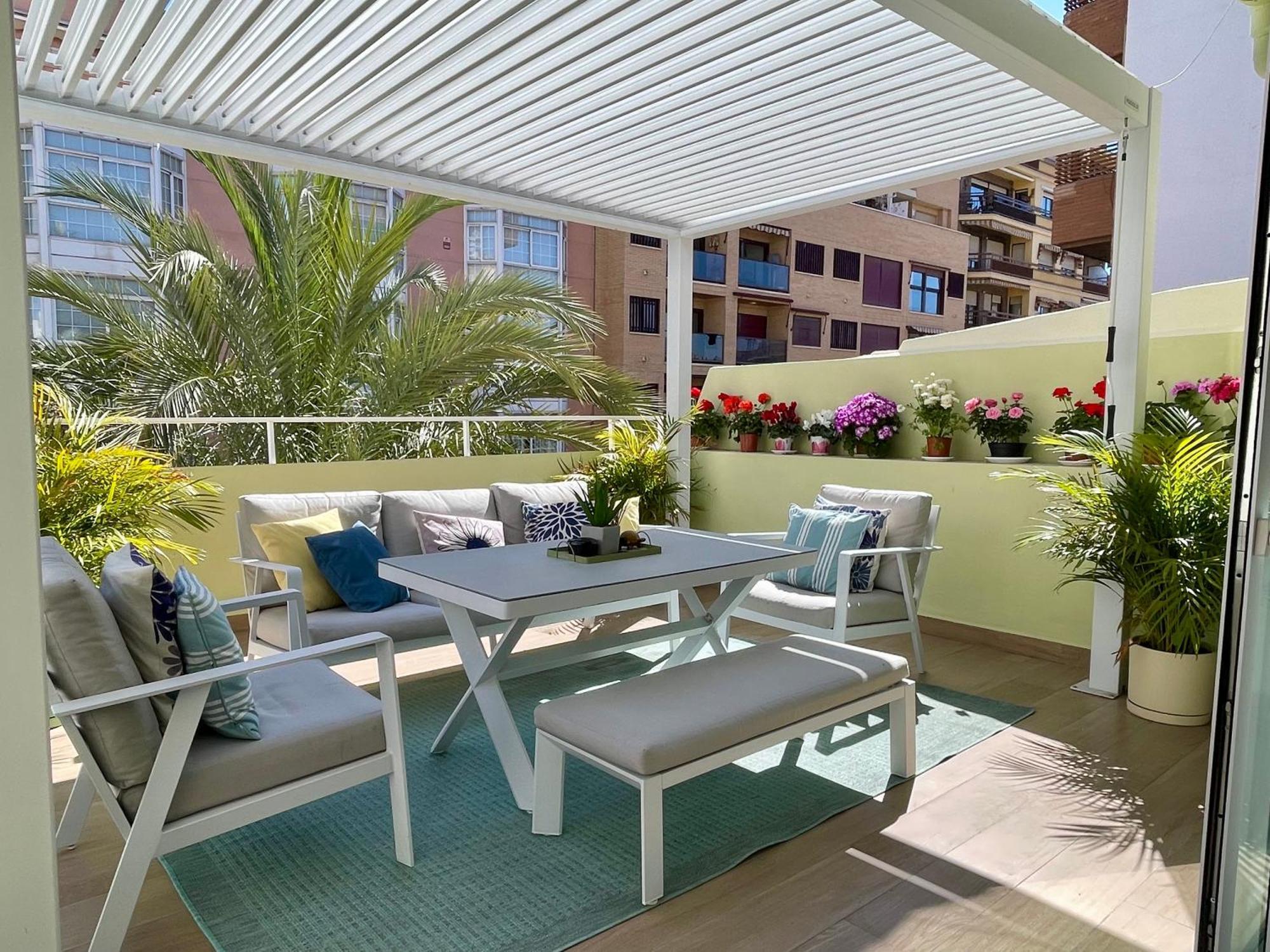 Apartment Gran Atico Con Terraza En El Centro De Alicante