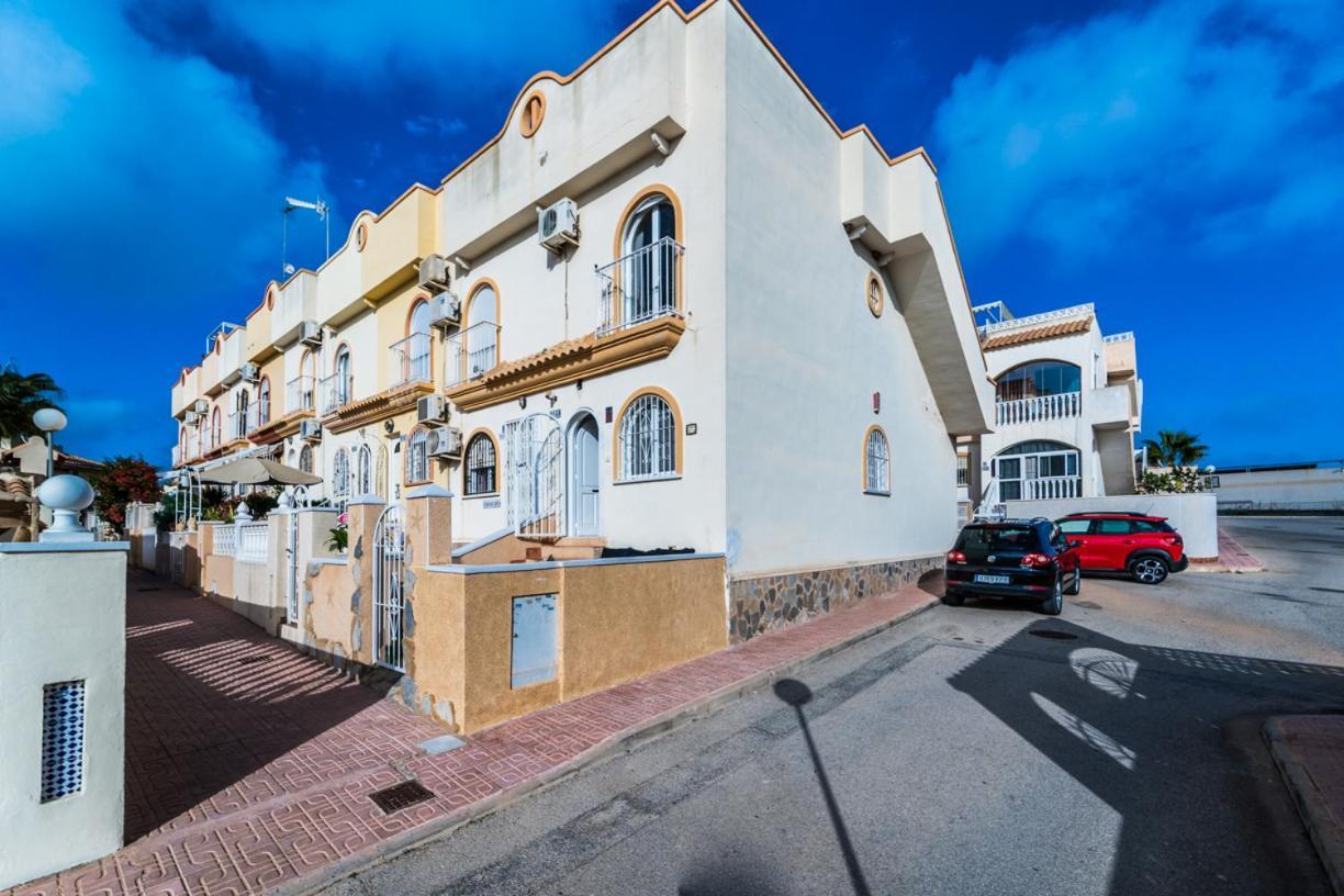 Holiday home Exclusive Townhouse - Rooftop, Garden & Stunning Views Alicante
