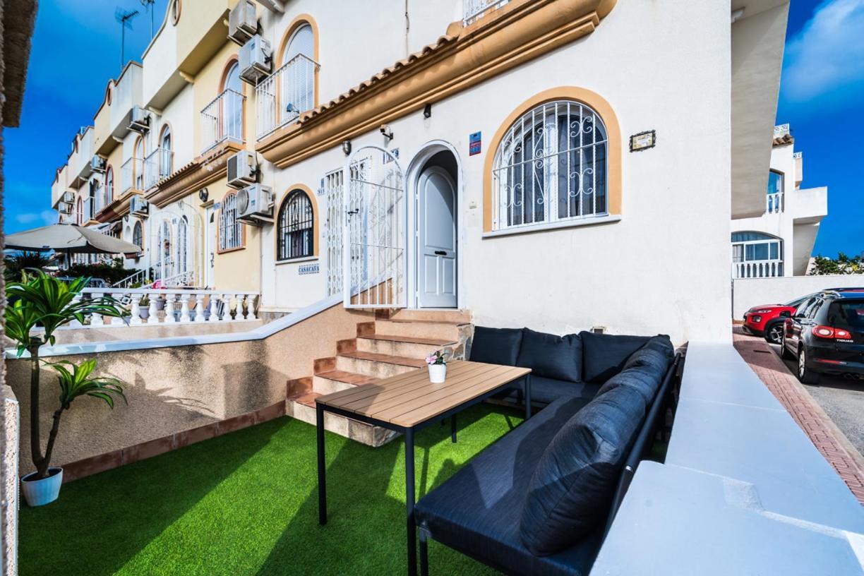 Holiday home Exclusive Townhouse - Rooftop, Garden & Stunning Views Alicante
