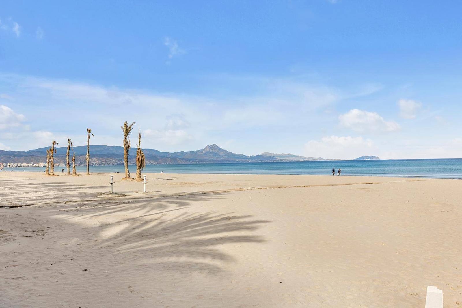 Reformed In San Juan With Wifi * Alicante