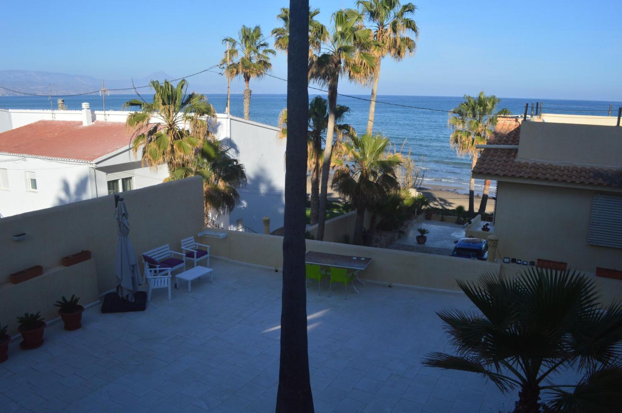 Huoneisto Excepcional Loft A Pie De Playa En Roquetes