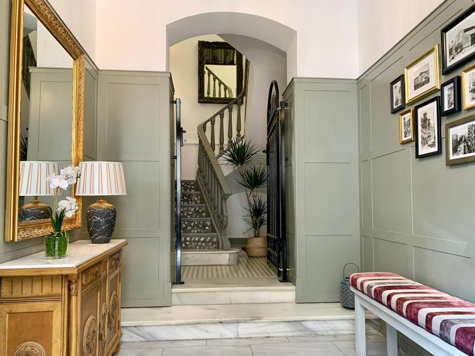 Luxurious Boutique Apartment, Centre *