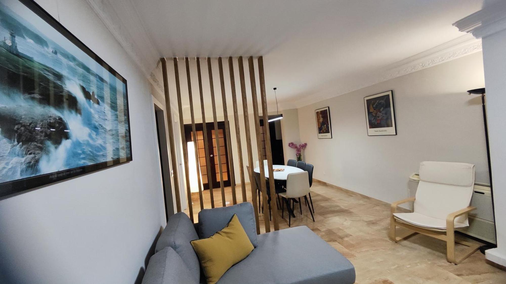 Seaviews Luxury Apartment
