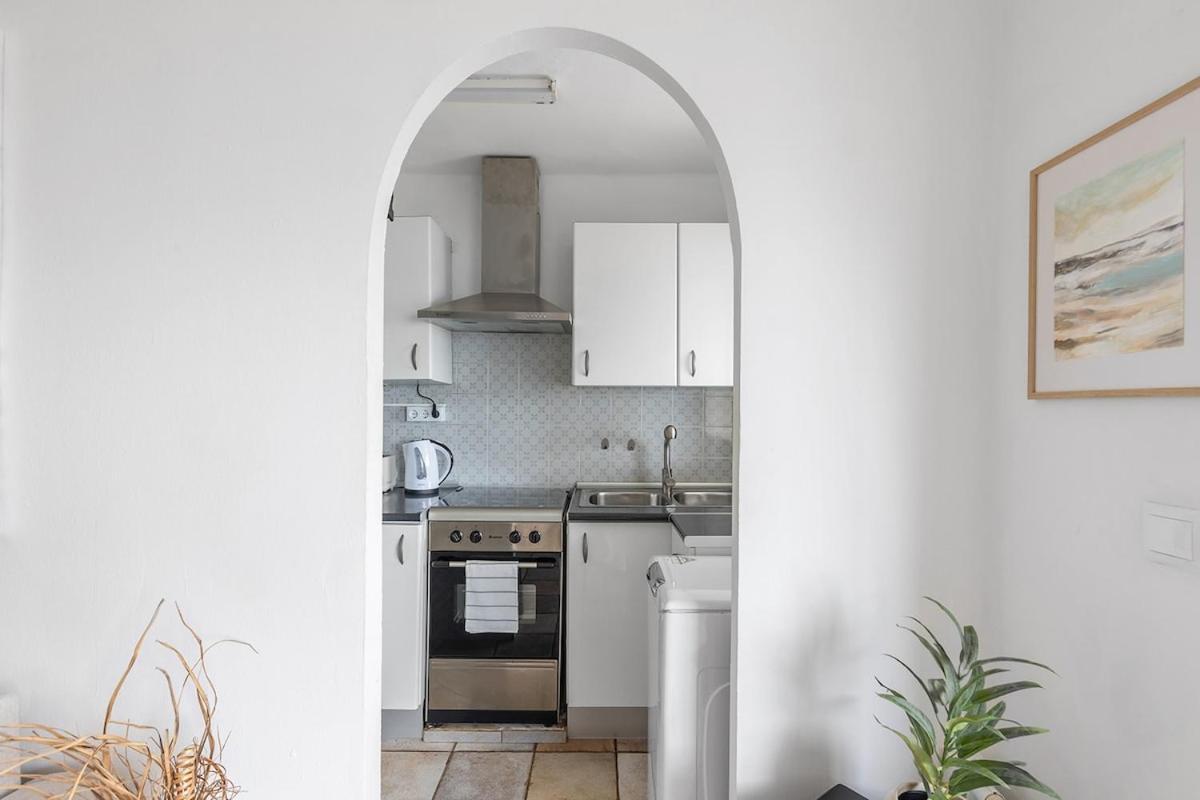 Apartment Paradise Retreat With Sea View & Ac Alicante