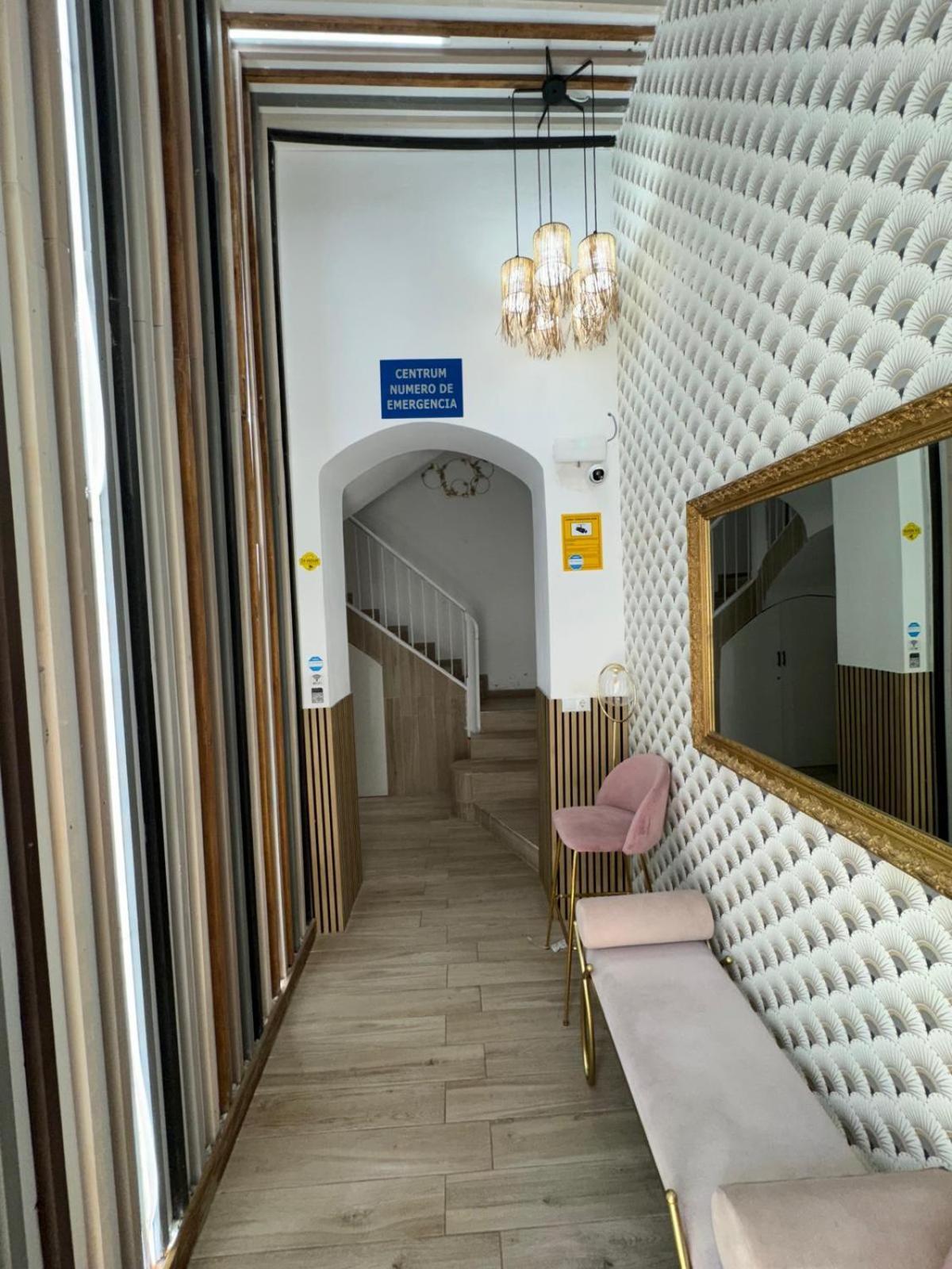 Appartement Centrum 8 *