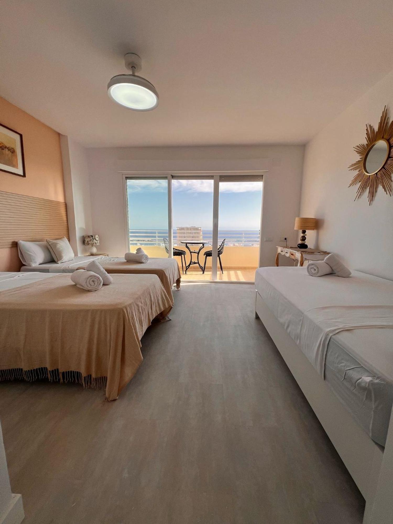 Riscal 19 By United Renters Apartment