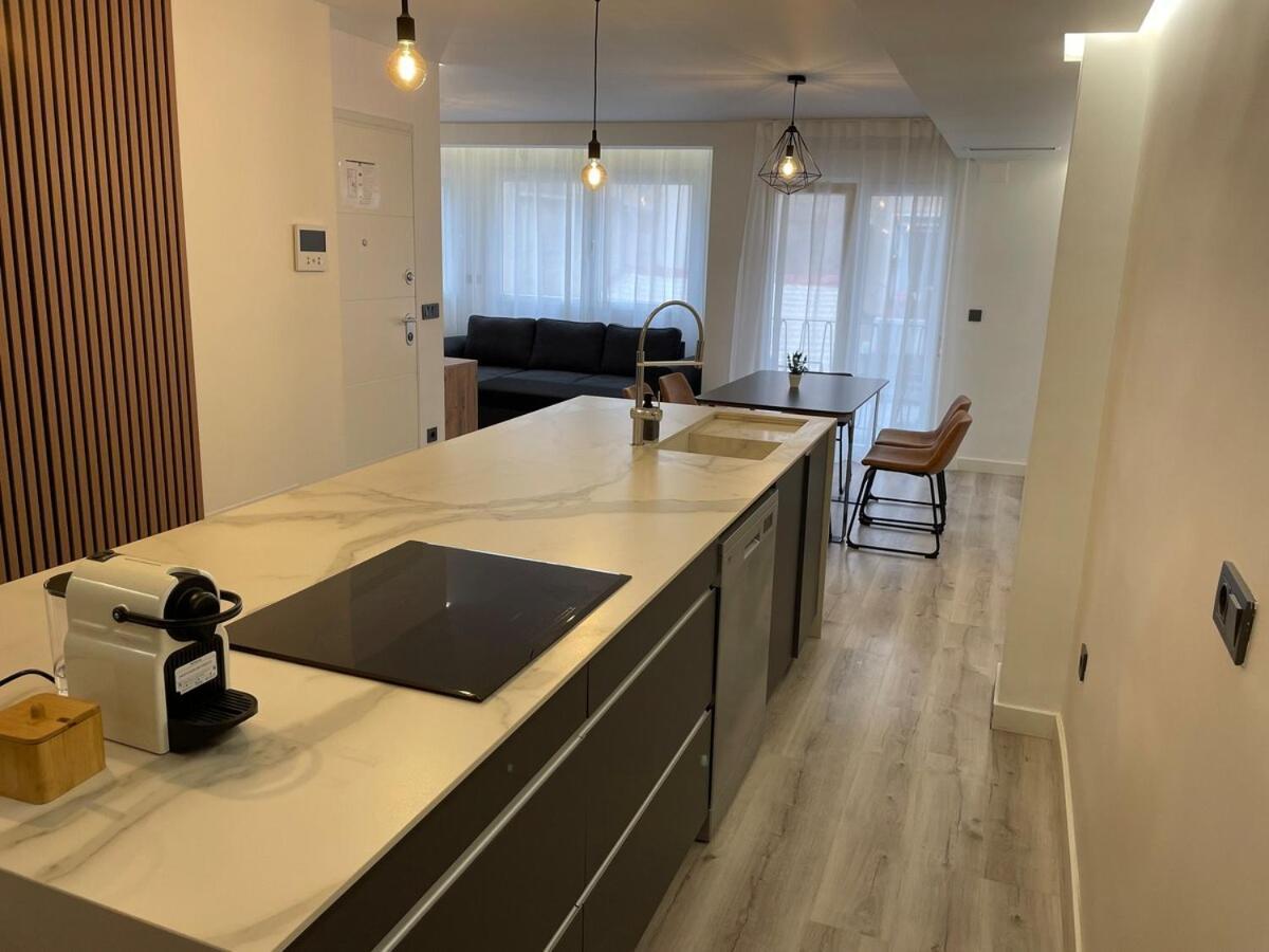 2 * Alicante