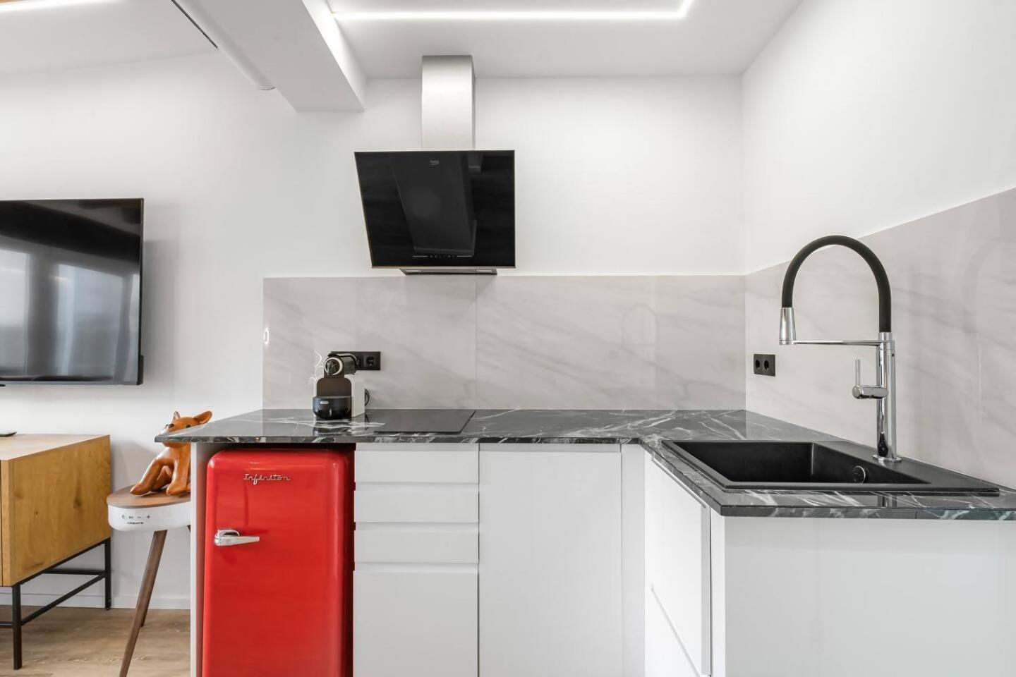 Lovelylofts Cathedral Penthouse Apartment *