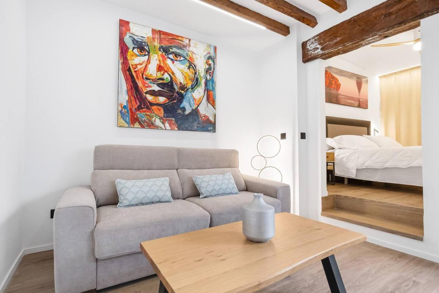 Lovelylofts Cathedral Penthouse Apartment