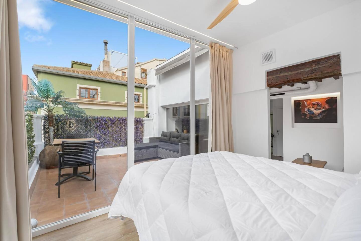 Lovelylofts Cathedral Penthouse * Alicante