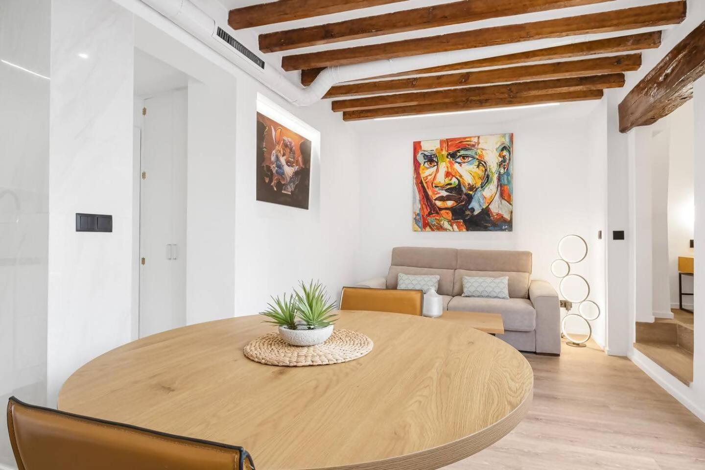 Lovelylofts Cathedral Penthouse Apartment *