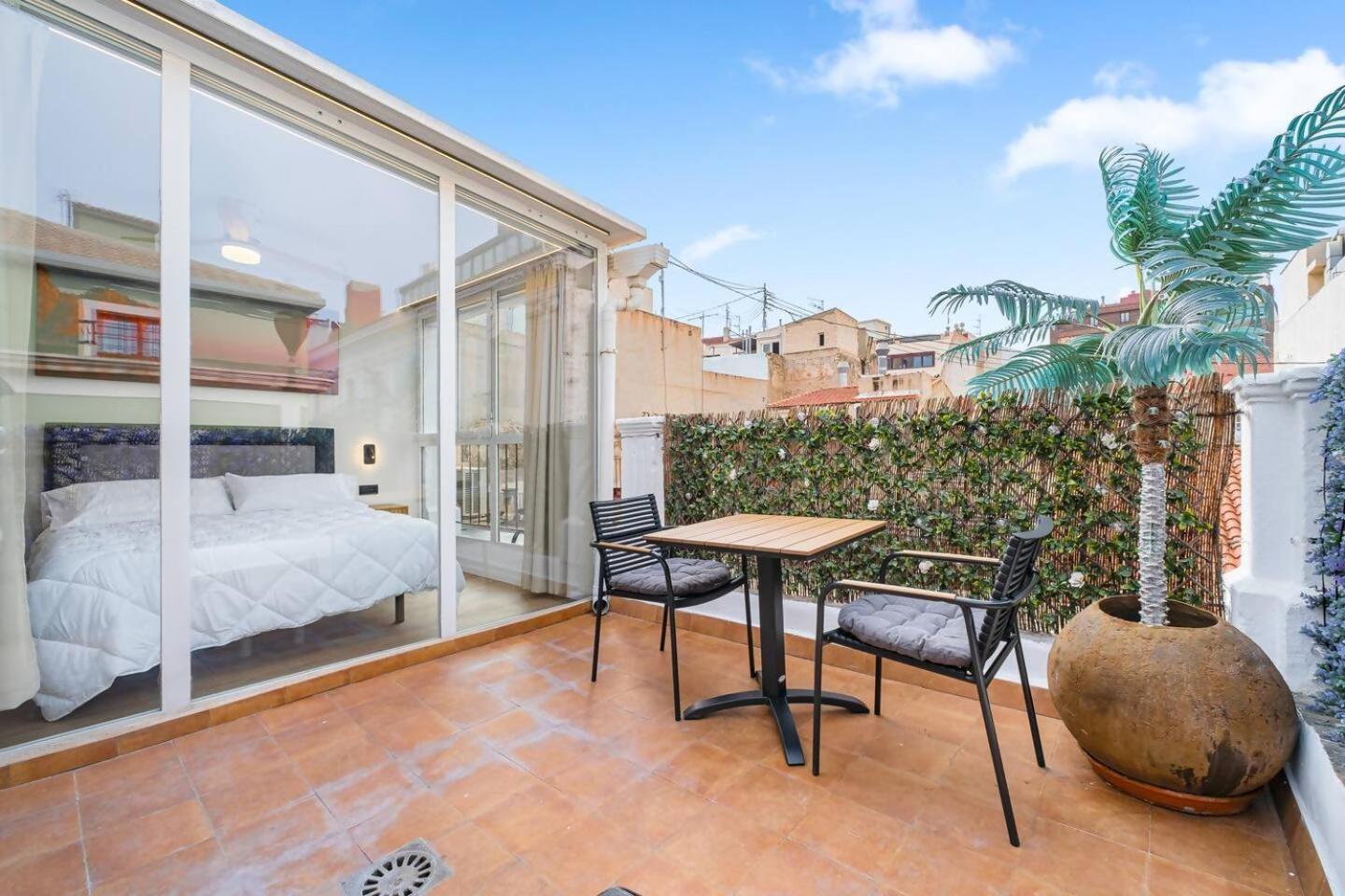 Lovelylofts Cathedral Penthouse Alicante