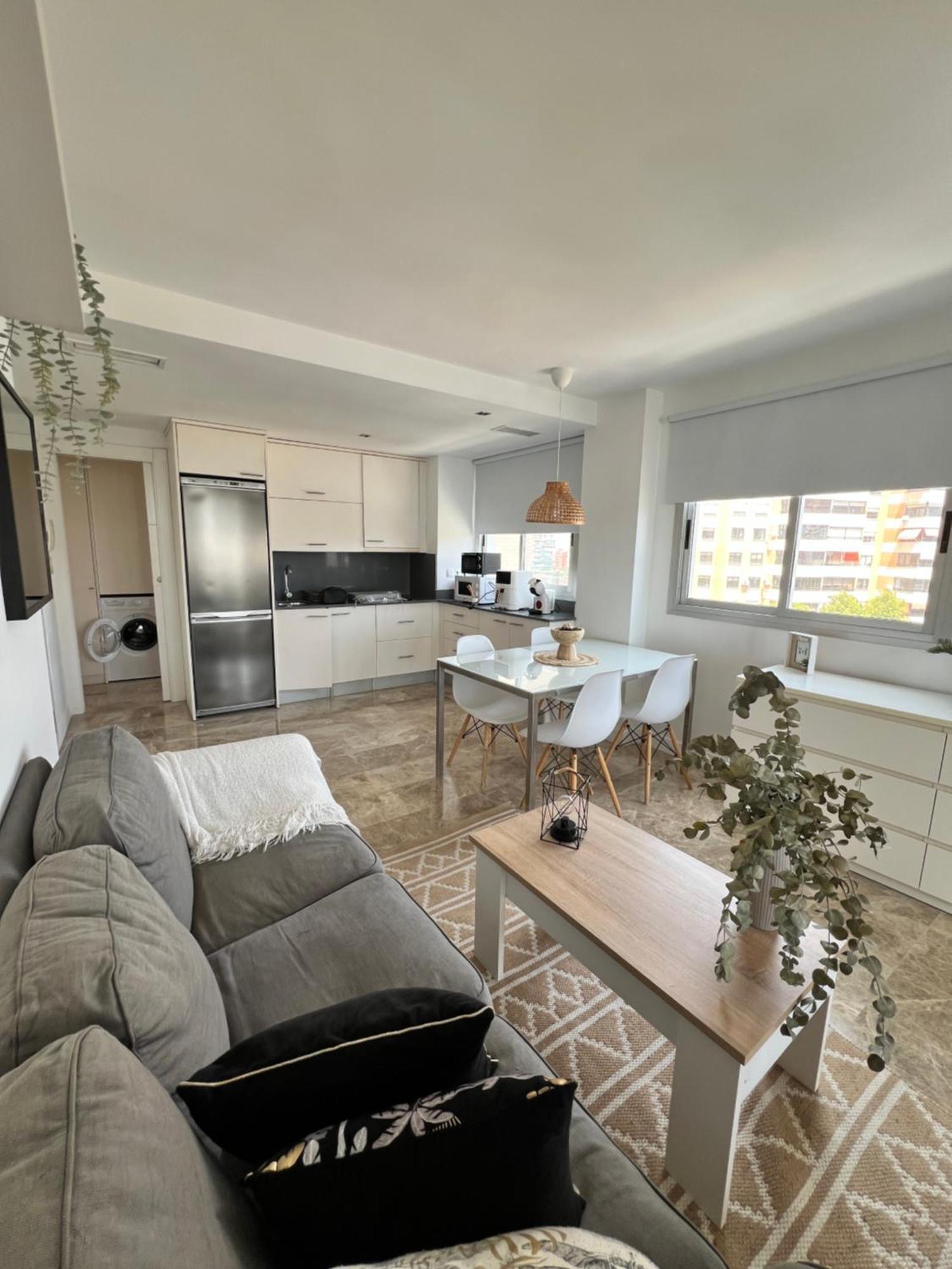 Loft Apartment *