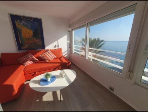 Ventana Al Mediterraneo * Alicante