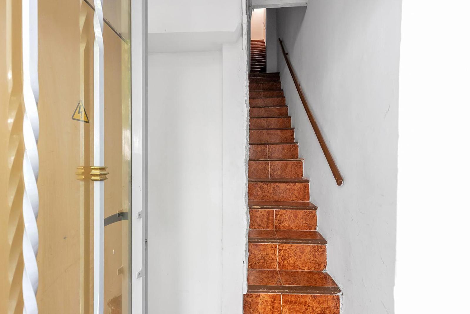 Modern & Bright Loft Near Market Apartment Alicante