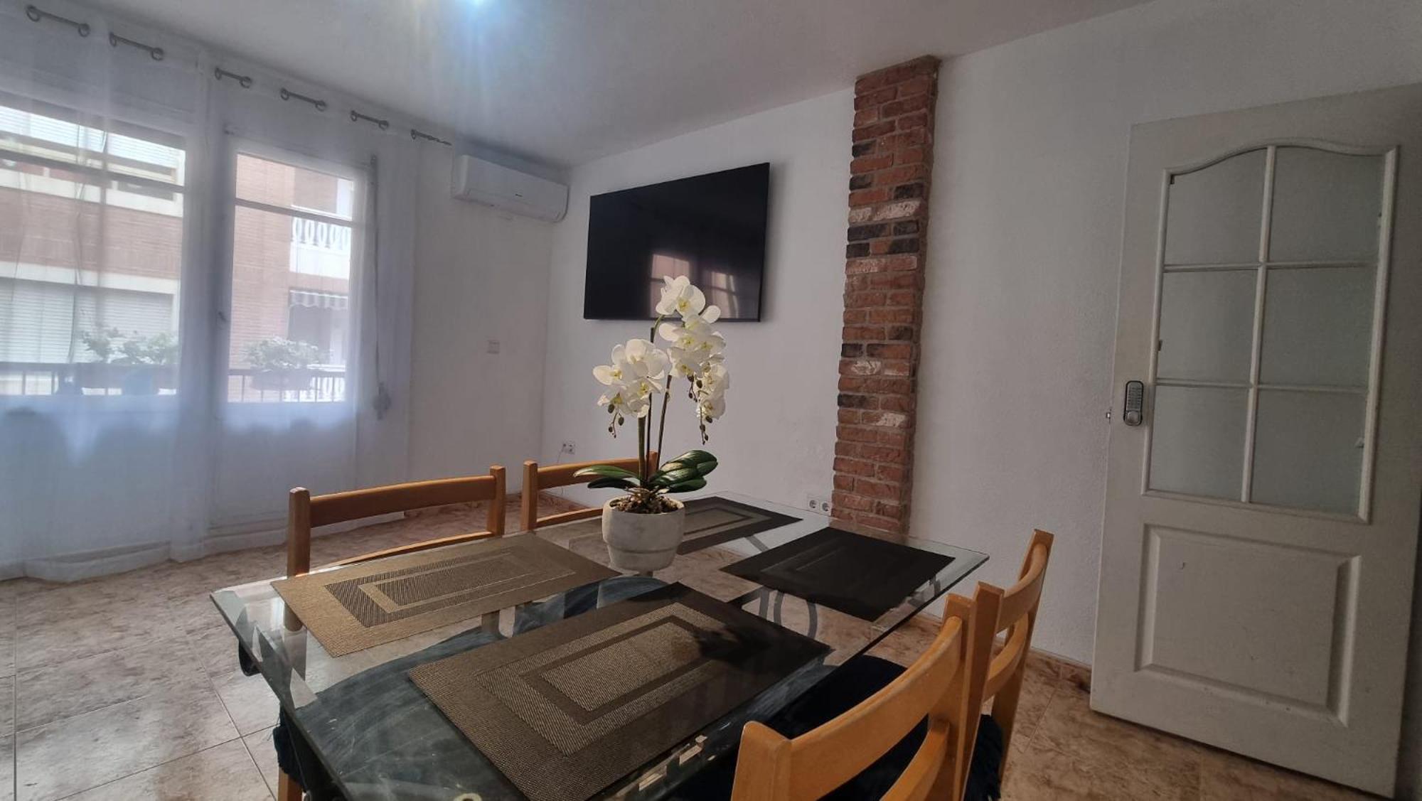 Calle Ingeniero Canales N 14, 2 Izq 03013 Apartamento