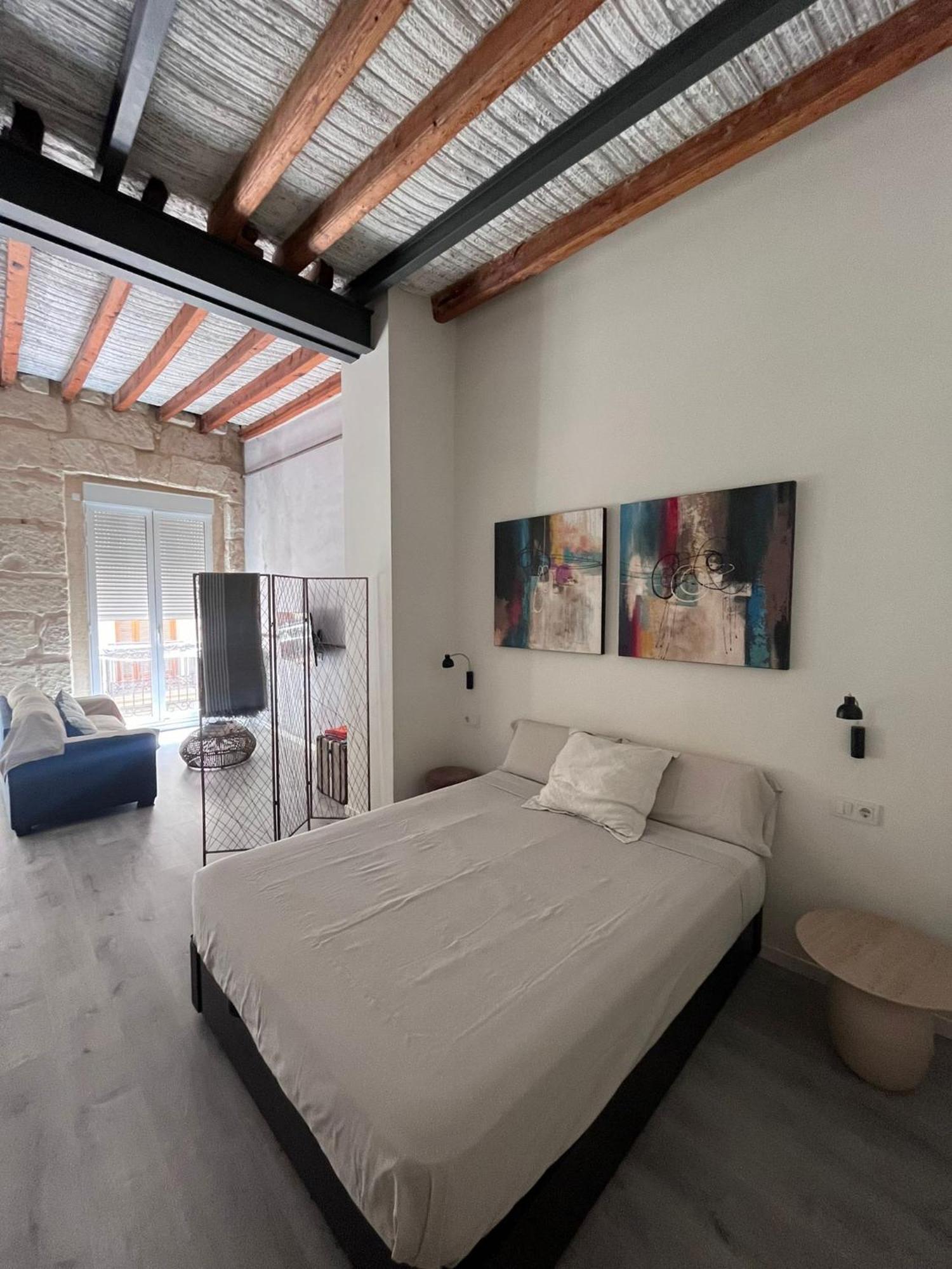 Beautiful Loft In Old Town