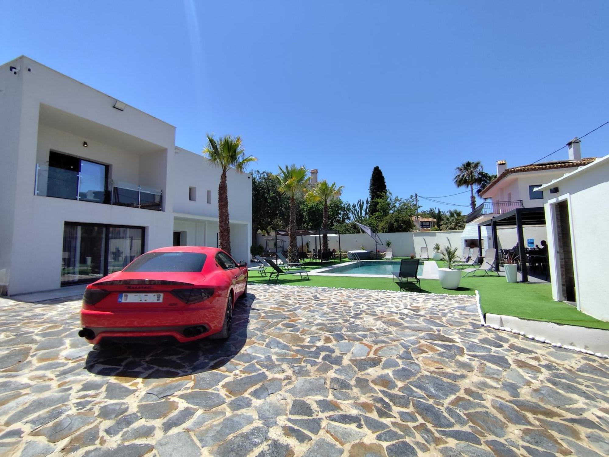 Mediterranean Moon House Alicante