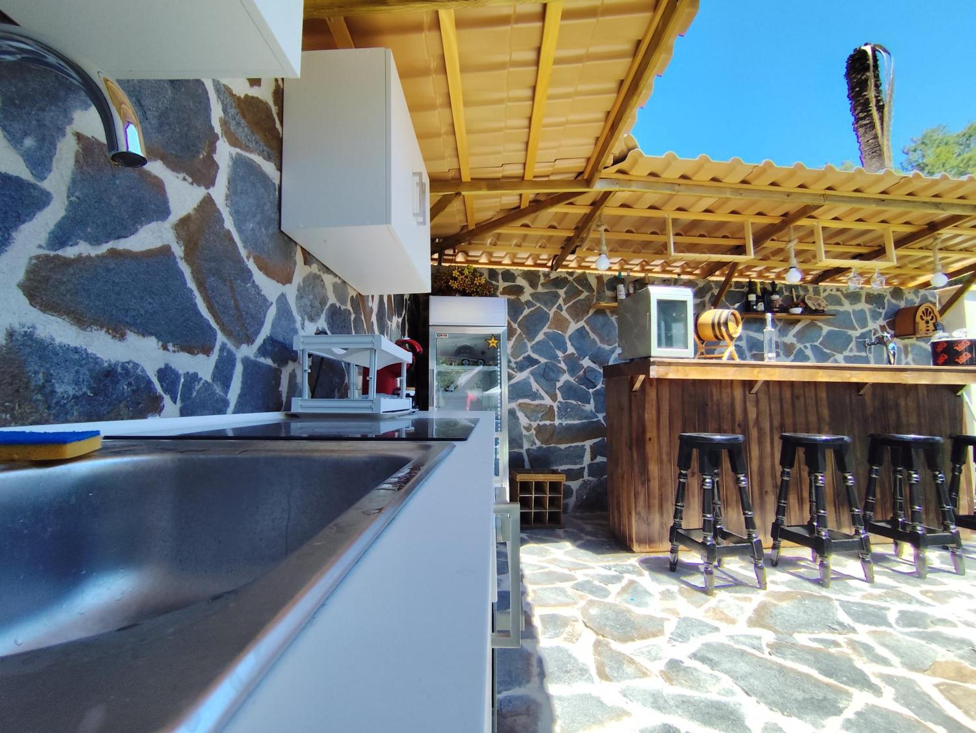 Mediterranean Moon House Villa *