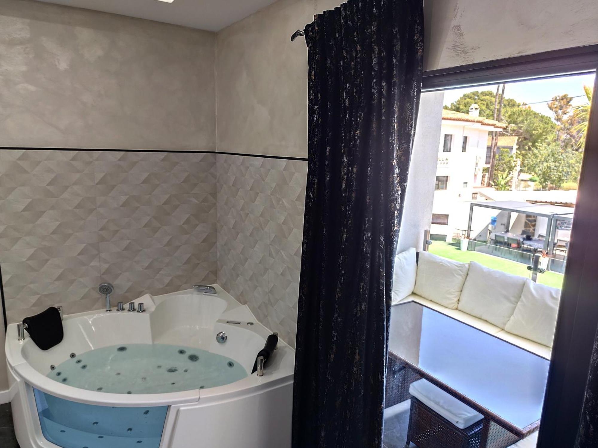 Mediterranean Moon House Alicante