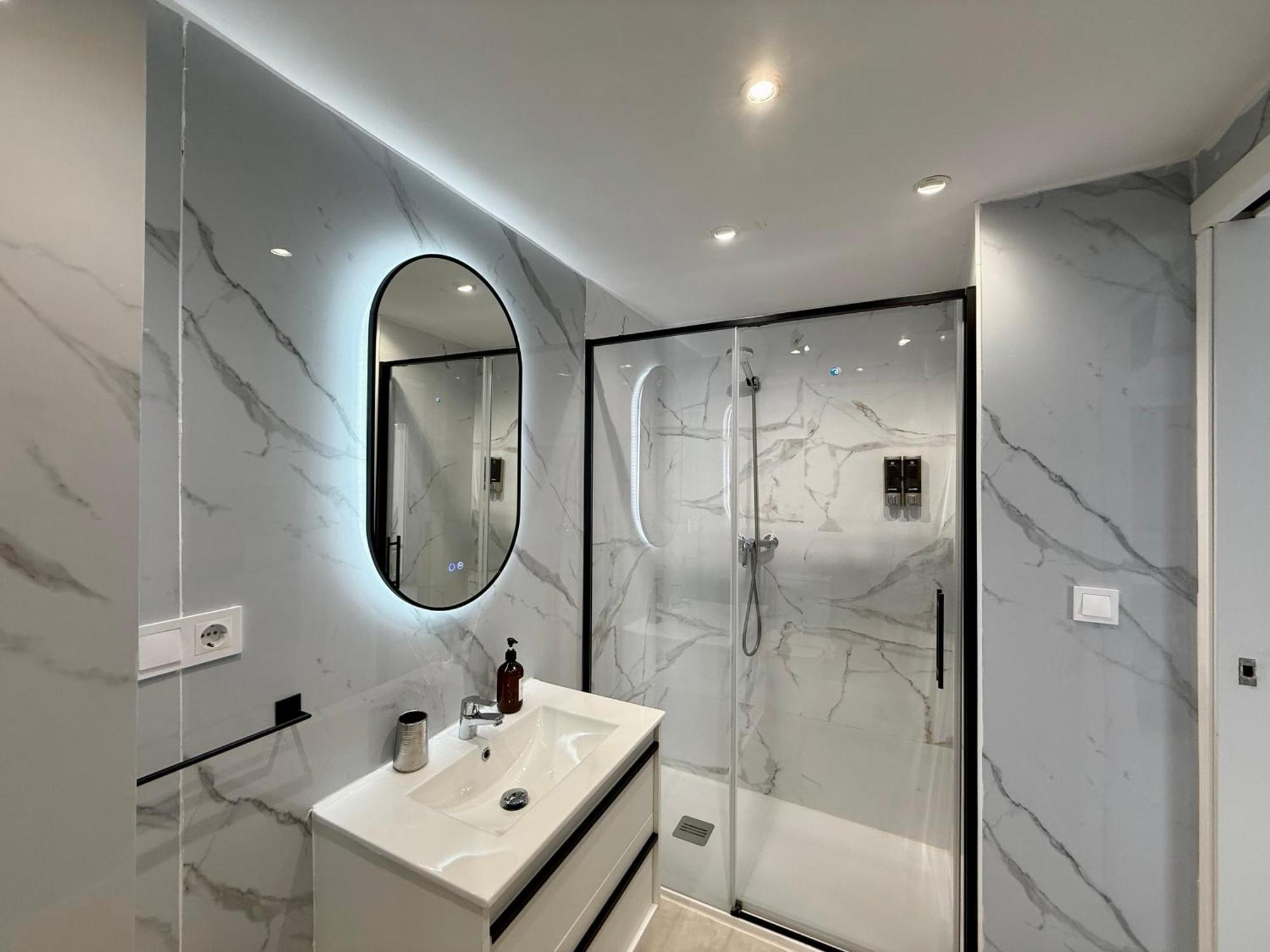 Riscal 19 By United Renters Apartamento *