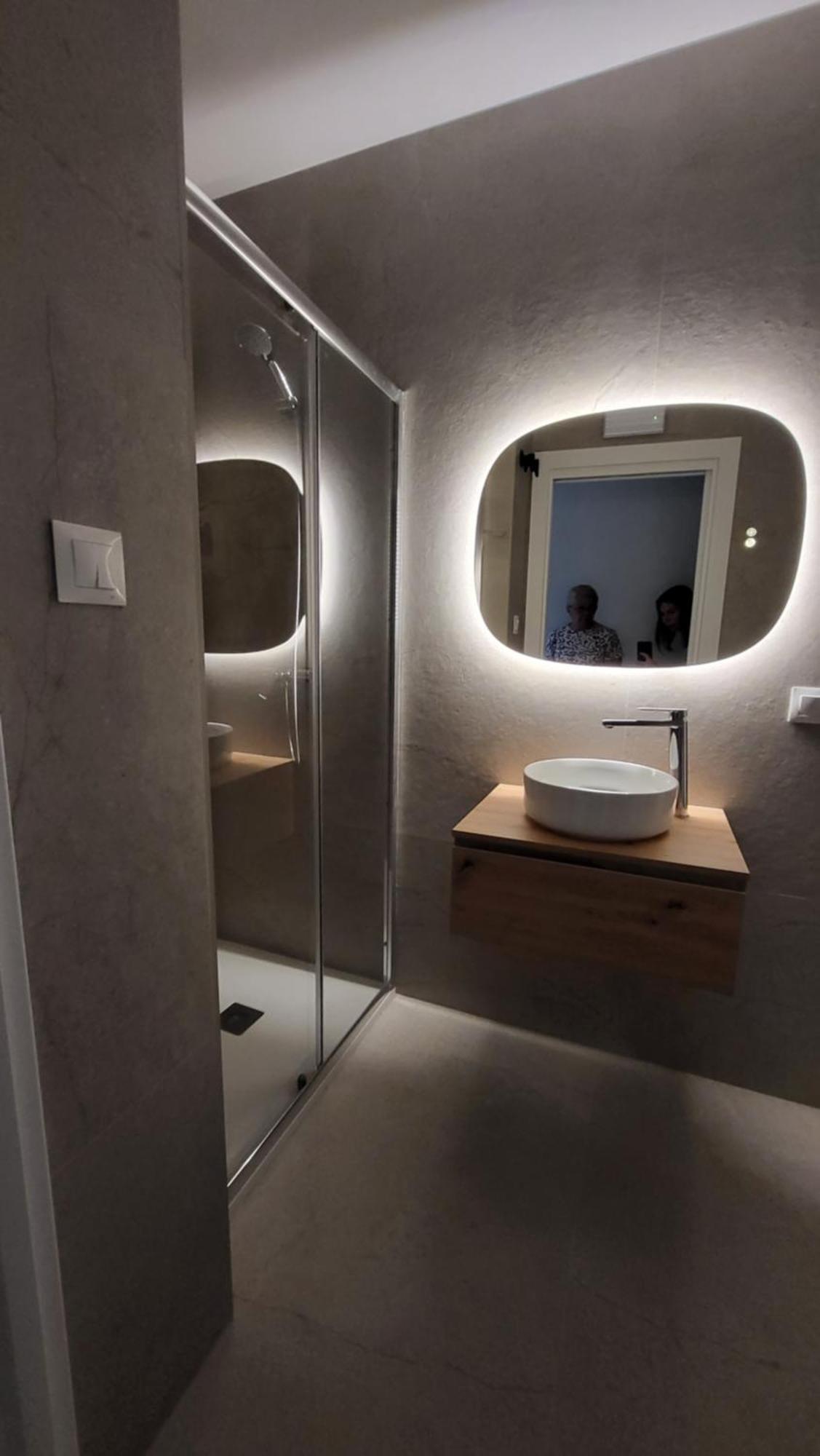 Homestay Charming Room With Private Bathroom Alicante