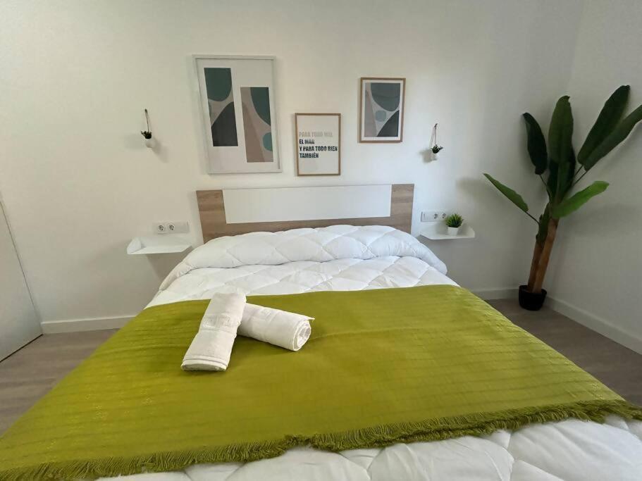 Santa Faz Aire Acondicionado En 3 Bedrooms Apartamento Alicante