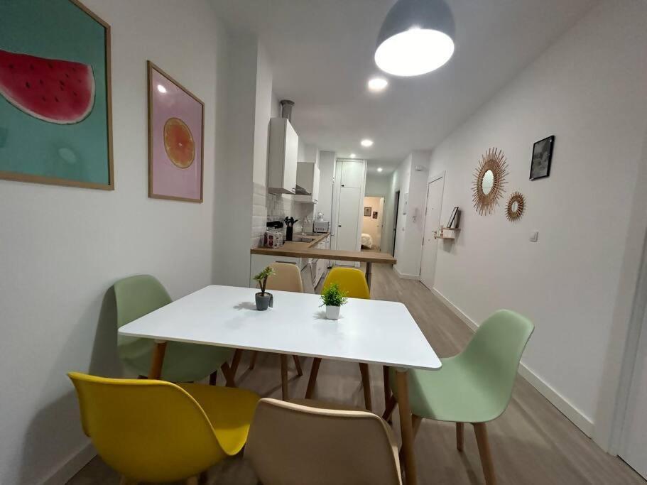 Santa Faz Aire Acondicionado En 3 Bedrooms Apartamento
