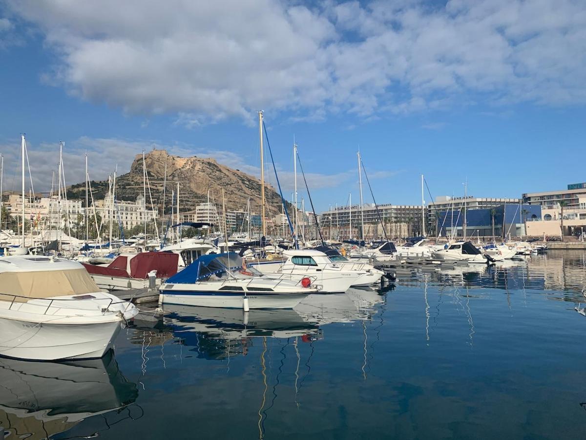Alicante, Rue Pietonne ,plage, Climatisation * Alicante