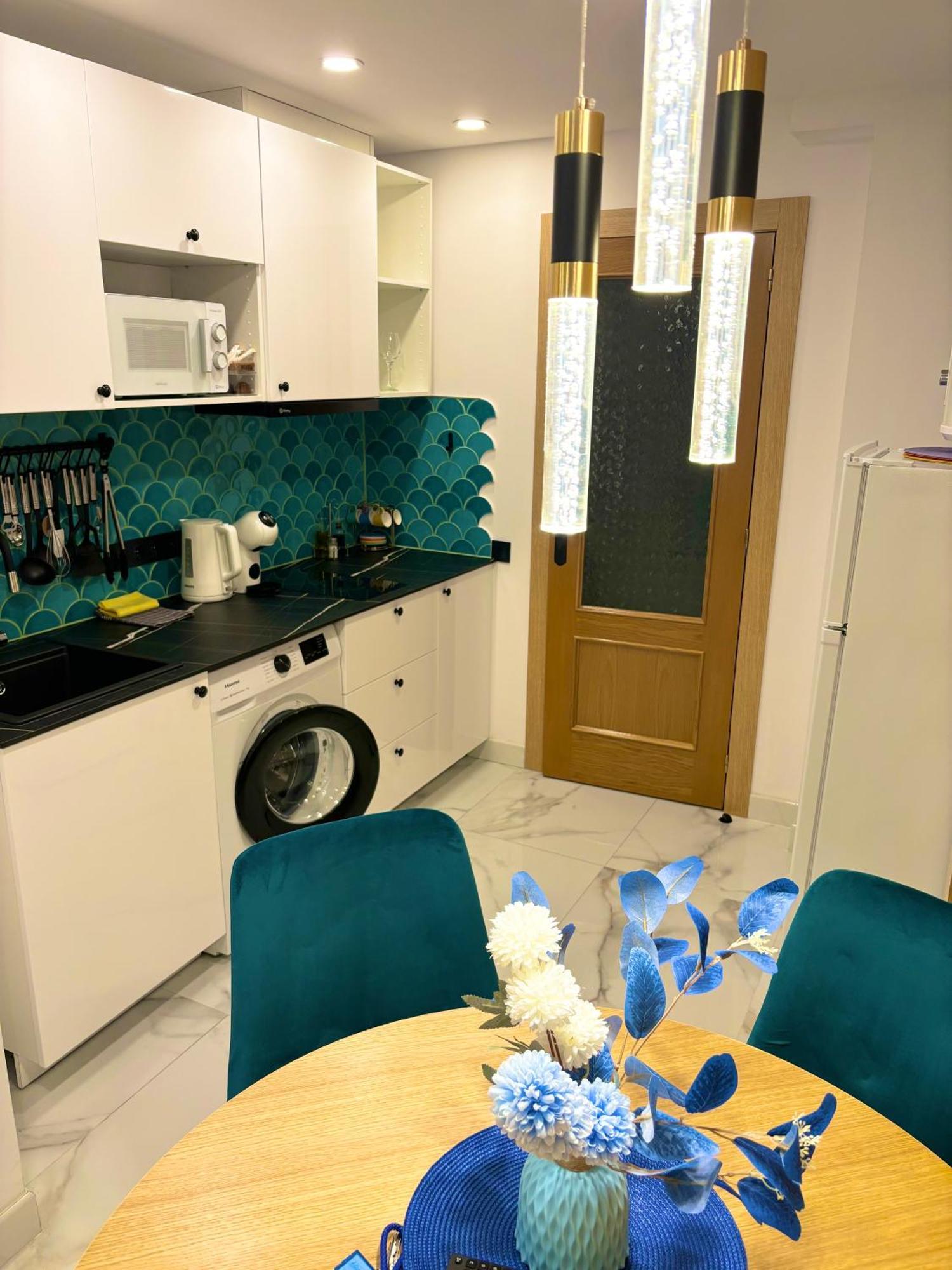 Huoneisto Parking & Patio, Design Centro *