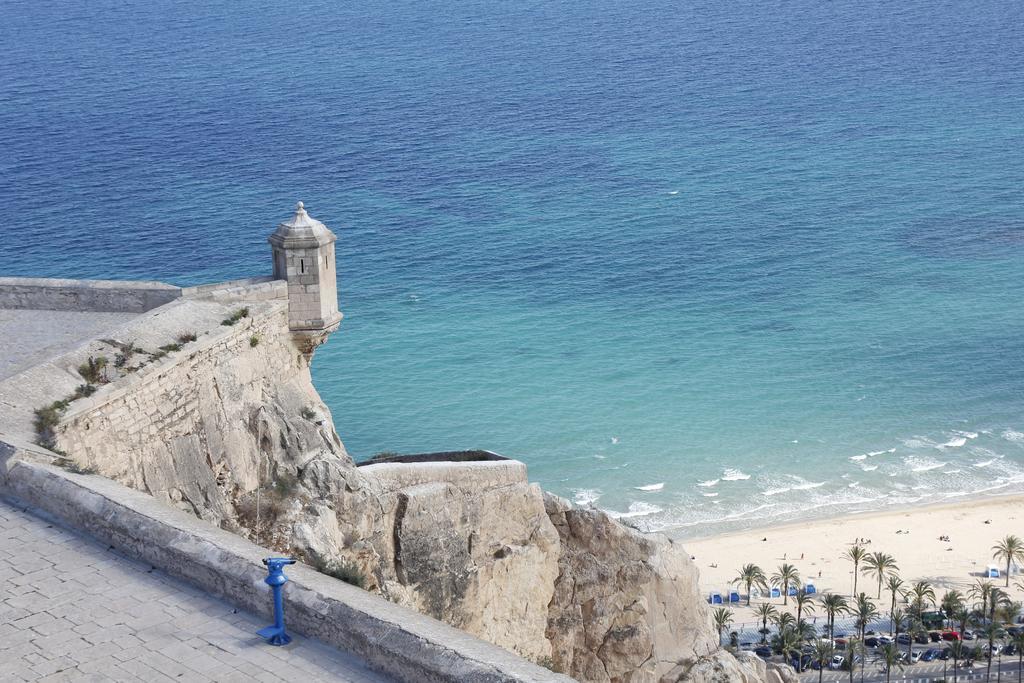 Playa A 500m En Centro Historico Alicante- Holidays B&f Alicante