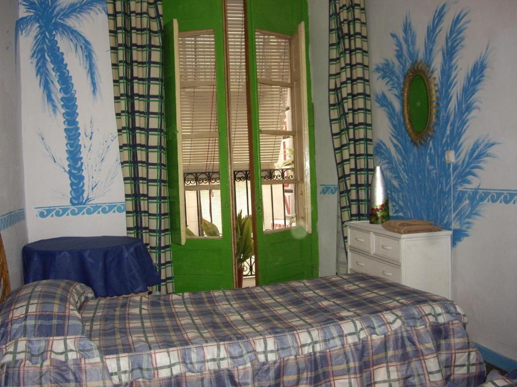 Guest house Versalles Alicante