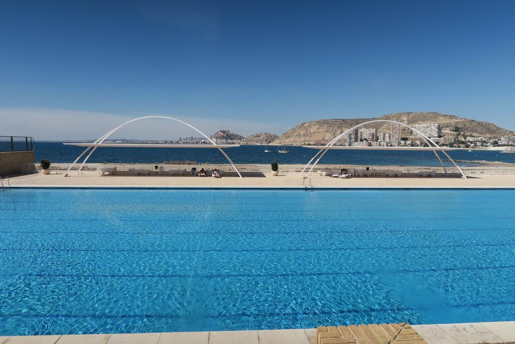 Beach & Chic Cabo Huertas Apartment *