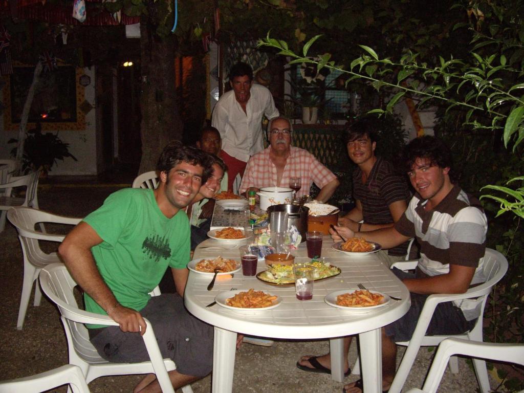 Guest house Versalles *