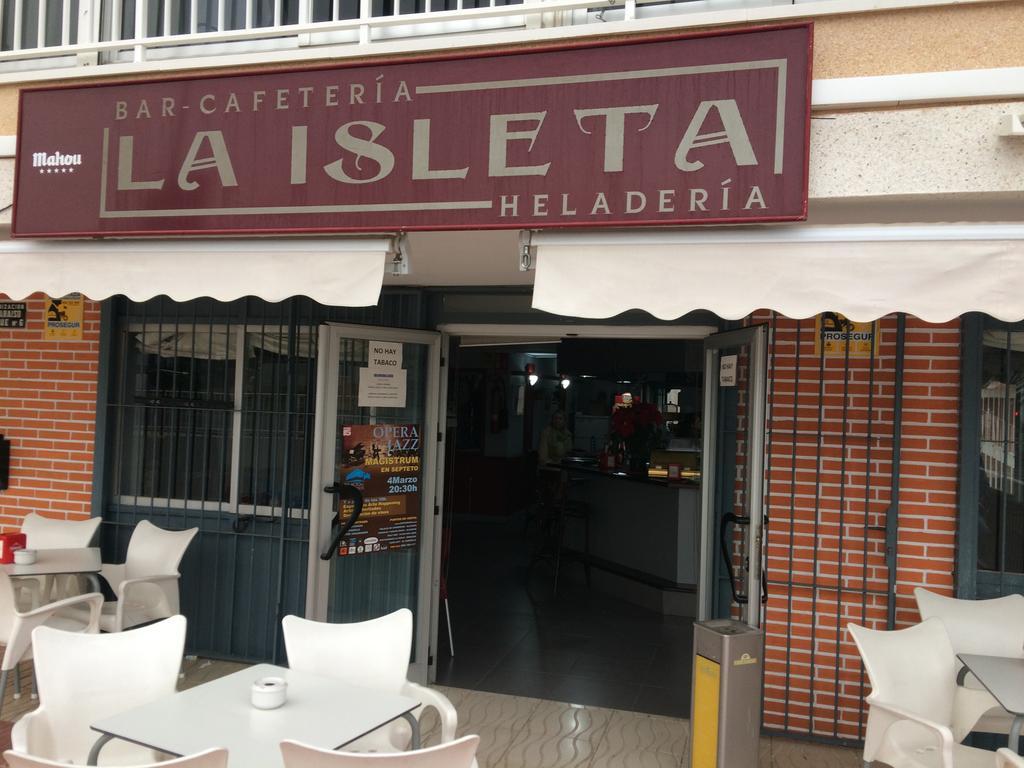 First Line Apartamento