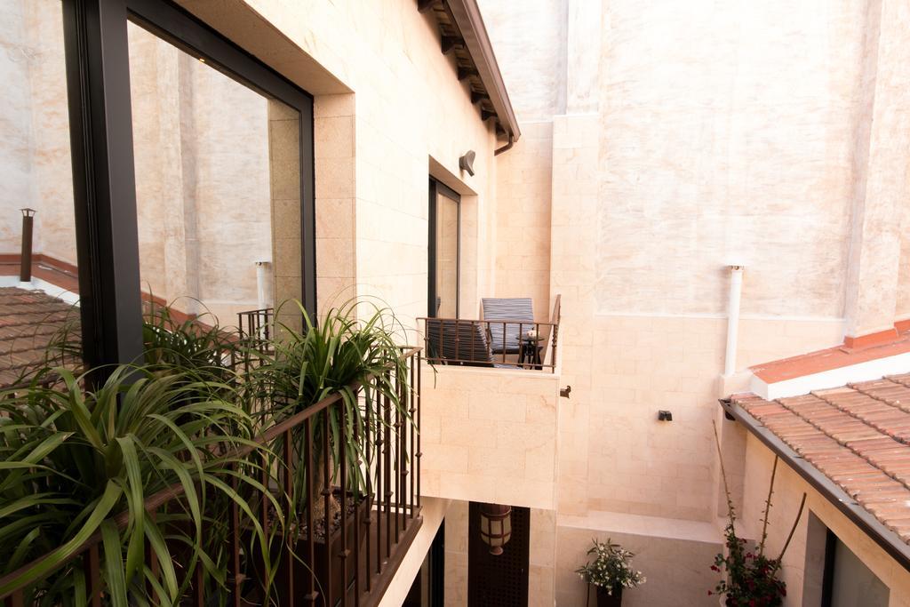 Bazan 16 Apartment