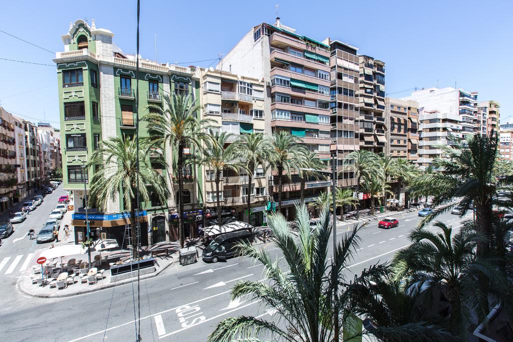 The Lucky Flats - Luceros * Alicante