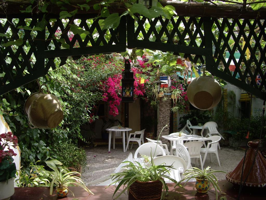 Versalles Guest house *