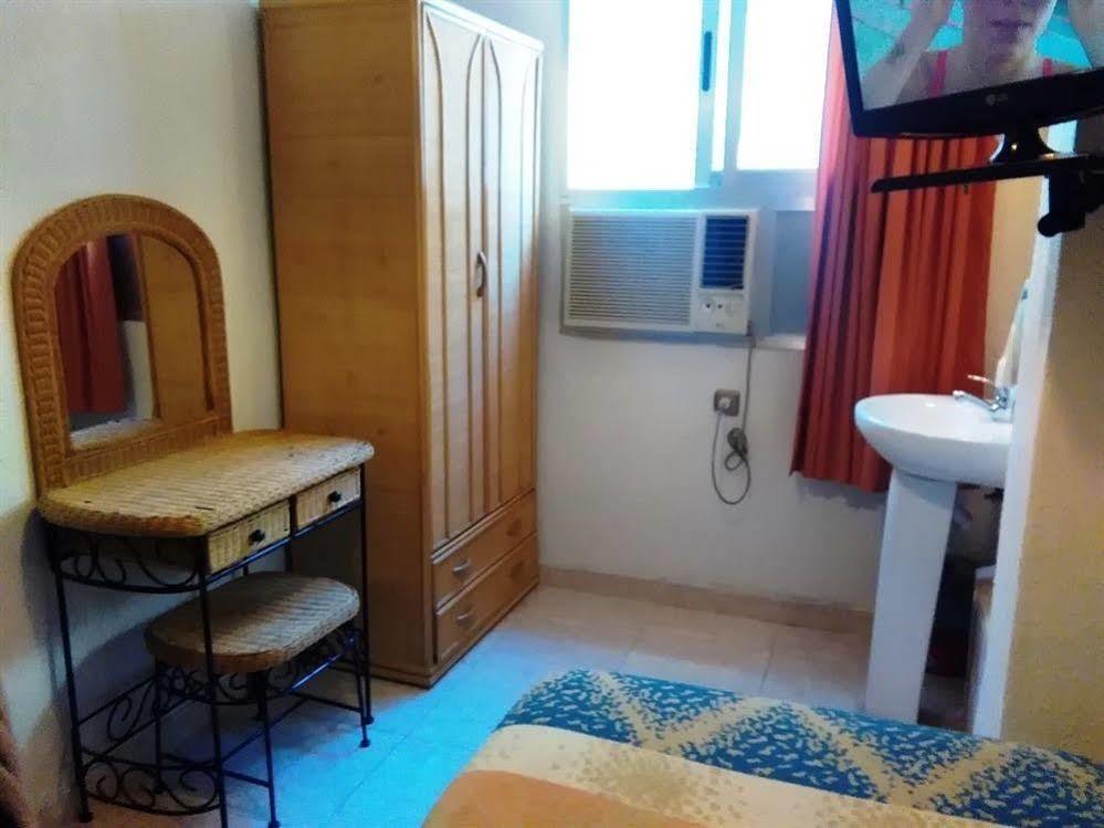 Casa Miguel Hotel *