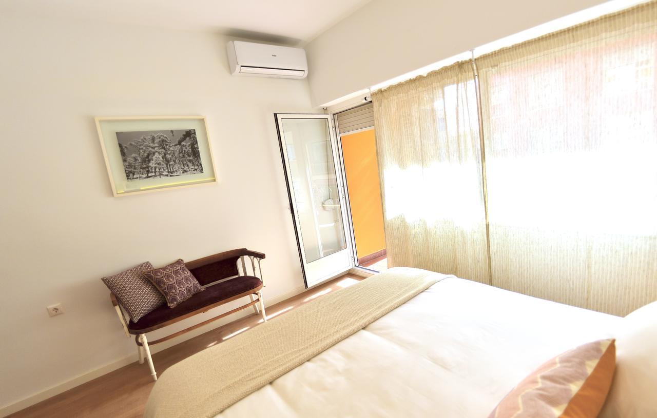 Abal - Teatro Apartment