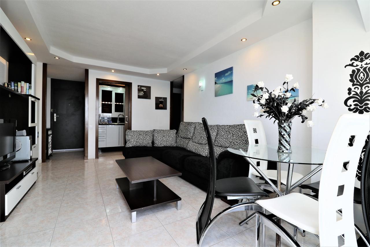 Coblanca 8-72 Apartamento *