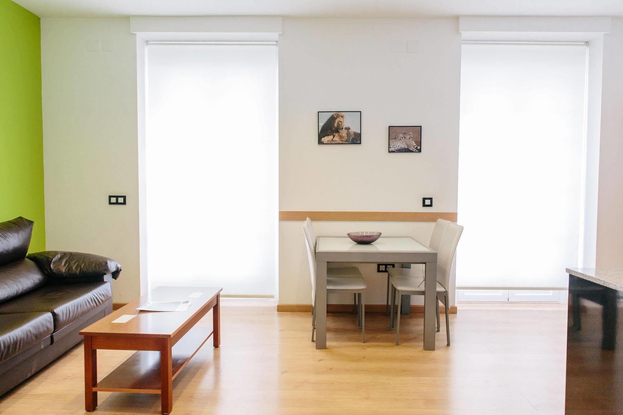 Apartamentos Tito San Agustin * Alicante