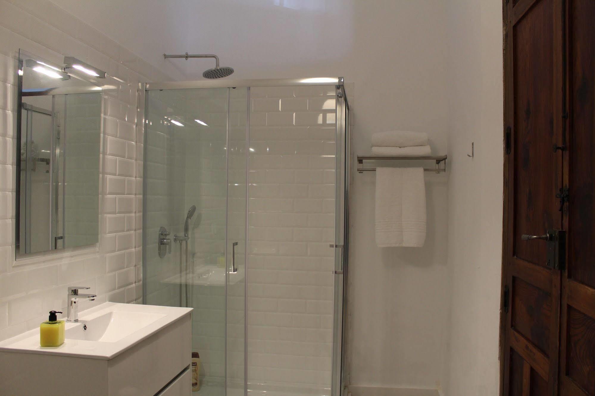 Albergue Nwt Paradise Urban *