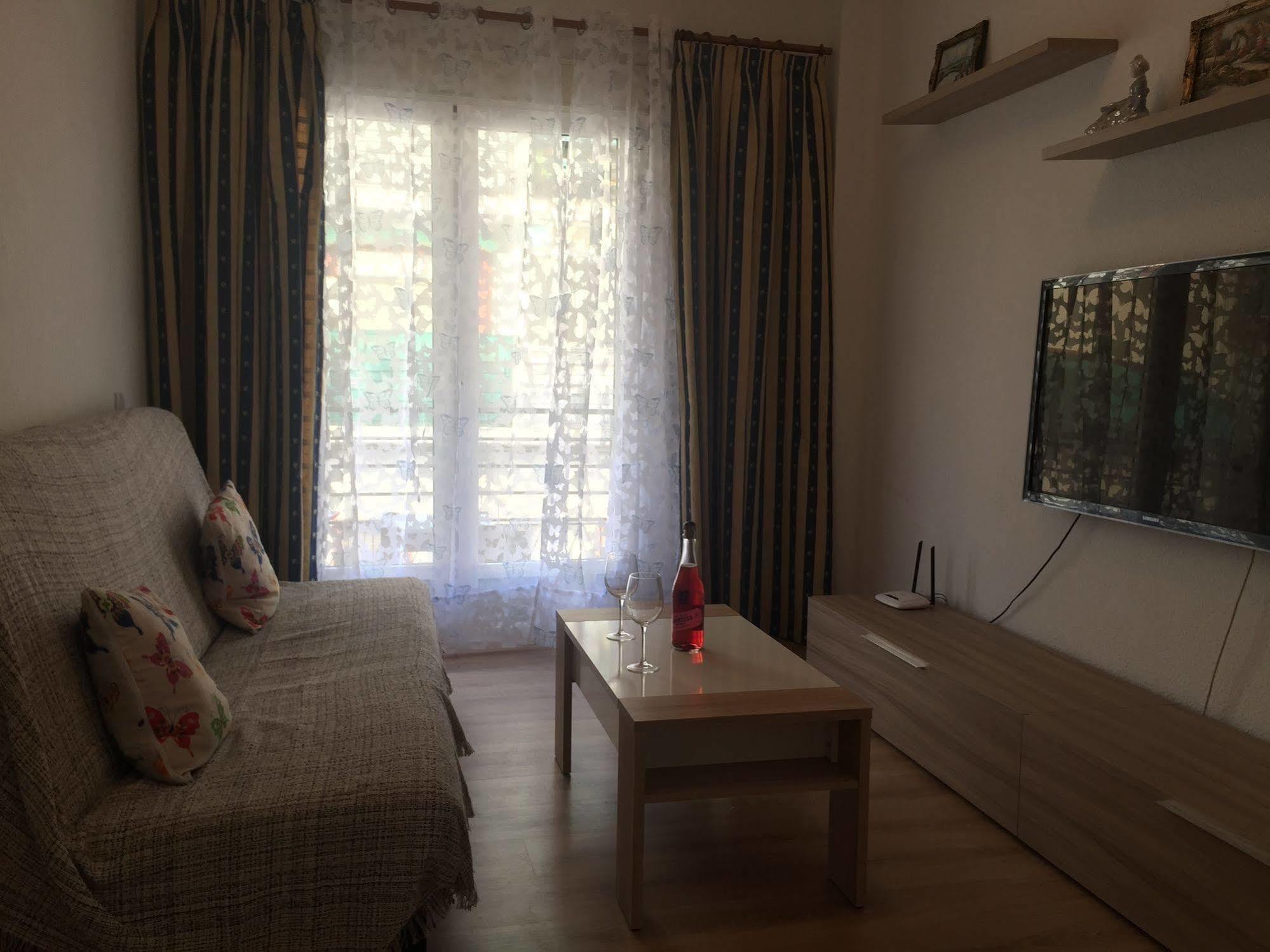 Apartment Benjamin Rodriguez *